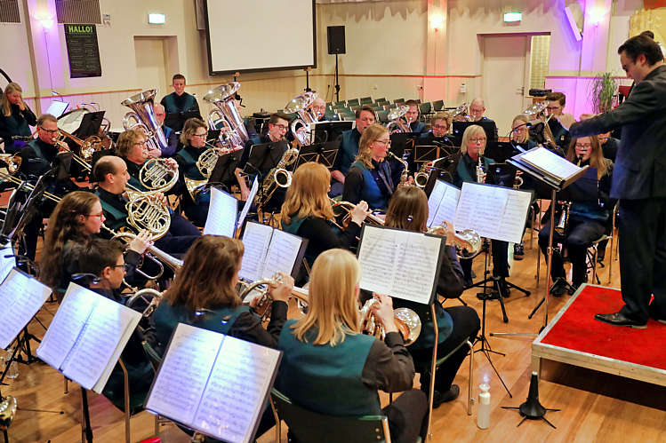 90-jarig jublieum en najaarsconcert 'Reis door de tijd'_30